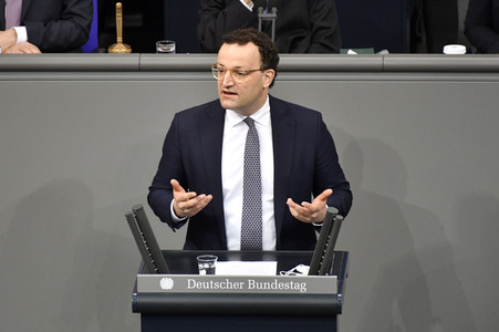 215. Sitzung des Deutschen Bundestages in Berlin