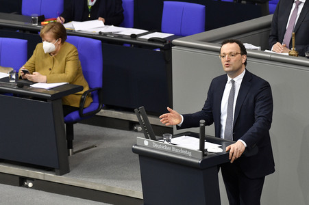 215. Sitzung des Deutschen Bundestages in Berlin