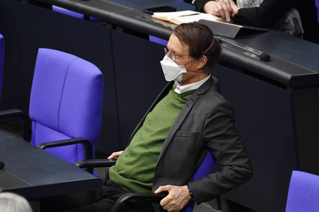 215. Sitzung des Deutschen Bundestages in Berlin