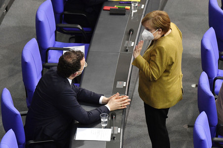 215. Sitzung des Deutschen Bundestages in Berlin