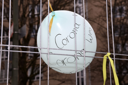 Luftballon-Aktion gegen Corona-Frust in Haar