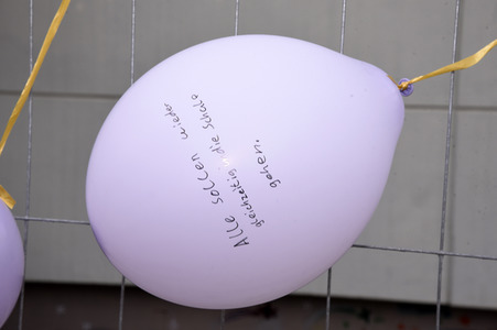 Luftballon-Aktion gegen Corona-Frust in Haar