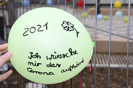 Luftballon-Aktion gegen Corona-Frust in Haar