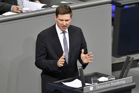 215. Sitzung des Deutschen Bundestages in Berlin