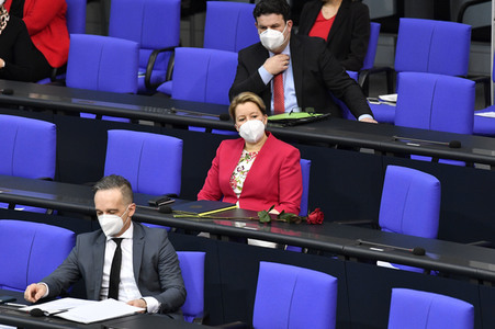 216. Sitzung des Deutschen Bundestages in Berlin