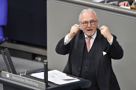 216. Sitzung des Deutschen Bundestages in Berlin