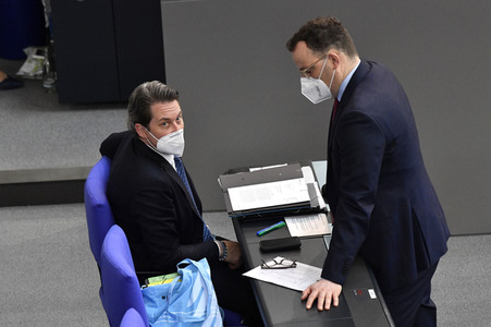 216. Sitzung des Deutschen Bundestages in Berlin