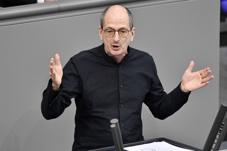 216. Sitzung des Deutschen Bundestages in Berlin