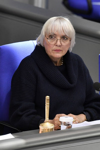 216. Sitzung des Deutschen Bundestages in Berlin