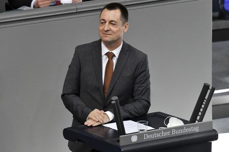 216. Sitzung des Deutschen Bundestages in Berlin