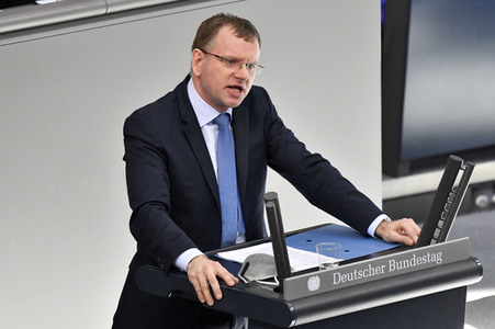 216. Sitzung des Deutschen Bundestages in Berlin