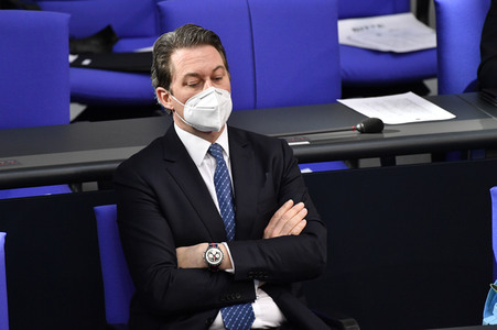 216. Sitzung des Deutschen Bundestages in Berlin