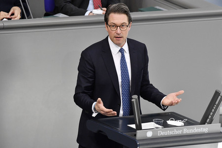 216. Sitzung des Deutschen Bundestages in Berlin