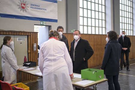 Priorisierte Impfung von Polizeibediensteten in Hannover