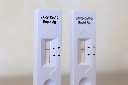 Symbolfoto Corona-Schnelltest