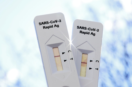 Symbolfoto Corona-Schnelltest