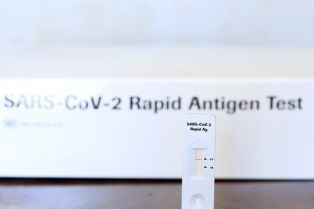 Symbolfoto Corona-Schnelltest