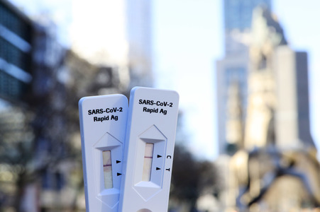 Symbolfoto Corona-Schnelltest