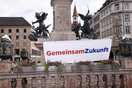Protestaktion 'GemeinsamZukunft! Es reicht!' in München