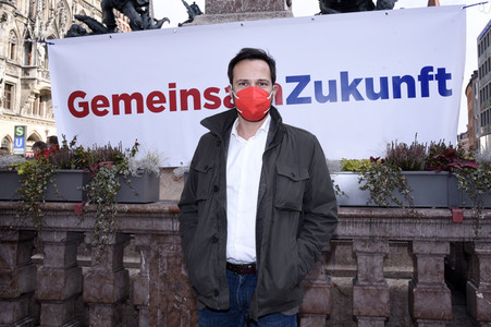 Protestaktion 'GemeinsamZukunft! Es reicht!' in München