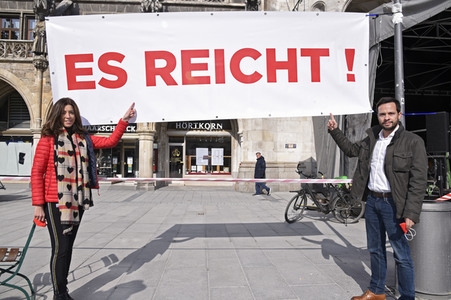 Protestaktion 'GemeinsamZukunft! Es reicht!' in München