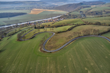 Serpentinen bei Brevörde