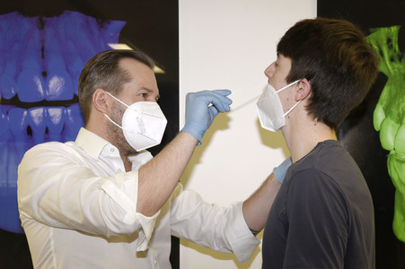 Corona Schnelltest Präsentation in München