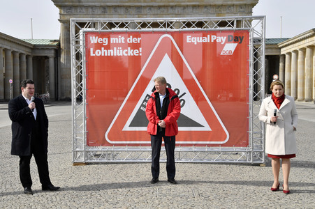DGB-Aktion zum Equal Pay Day in Berlin