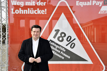 DGB-Aktion zum Equal Pay Day in Berlin