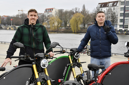 Fototermin mit Max Kruse und Aaron Troschke in Berlin