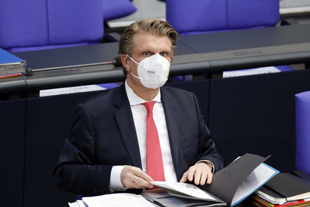 208. Sitzung des Deutschen Bundestages in Berlin