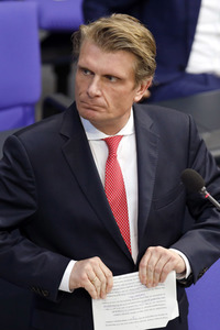 208. Sitzung des Deutschen Bundestages in Berlin