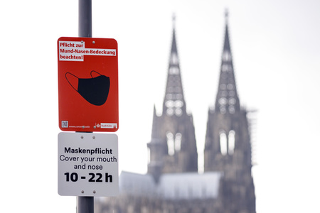 Symbolfoto Maskenpflicht