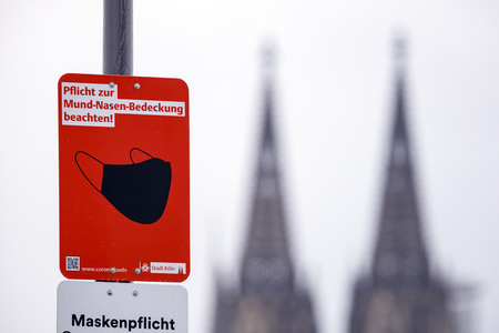 Symbolfoto Maskenpflicht