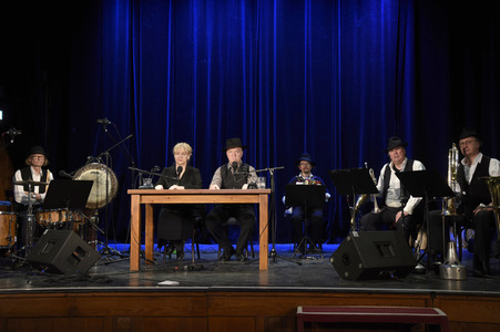Johanna Bittenbinder und Heinz-Josef Braun in Haar