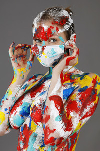 'Internationaler Tag der Farbe / International Color Day'-Bodypainting