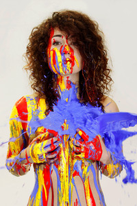 'Internationaler Tag der Farbe / International Color Day'-Bodypainting