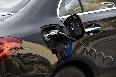 Symbolfoto Ladestation für Elektrofahrzeuge