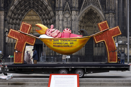 Demo 'Missbrauch in der Kirche'