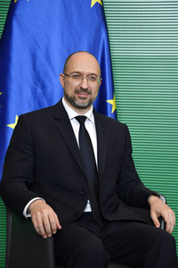 Fototermin mit Wolfgang Schäuble und Denys Schmyhal in Berlin