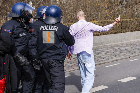 Demonstration von Rechtsextremisten und Reichsbürgern in Berlin