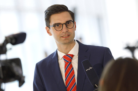 Pressestatement von Sepp Müller in Berlin