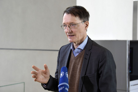 217. Sitzung des Deutschen Bundestages in Berlin