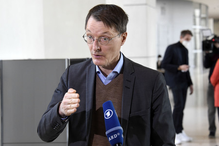 217. Sitzung des Deutschen Bundestages in Berlin