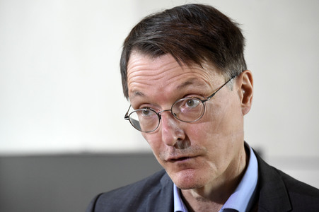 217. Sitzung des Deutschen Bundestages in Berlin