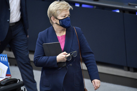 217. Sitzung des Deutschen Bundestages in Berlin