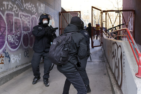 Räumung der Kiezkneipe 'Meuterei' in Berlin