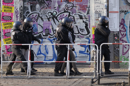 Räumung der Kiezkneipe 'Meuterei' in Berlin