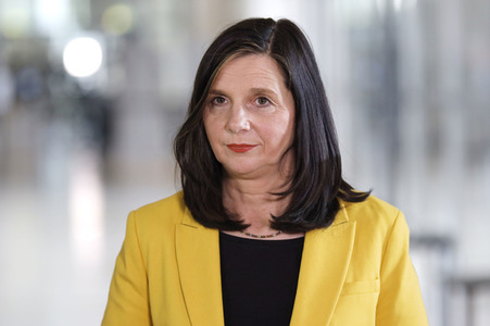 217. Sitzung des Deutschen Bundestages in Berlin