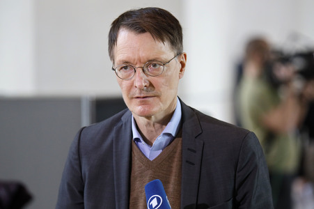 217. Sitzung des Deutschen Bundestages in Berlin